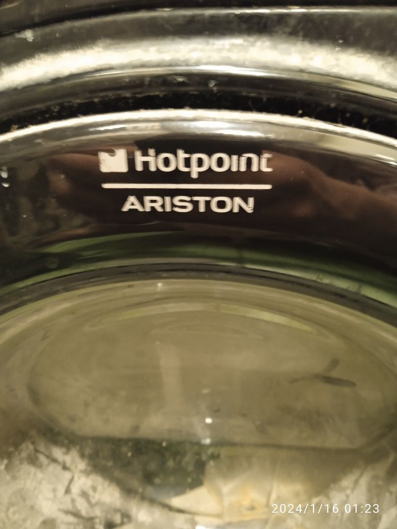Б У запчасти на стиральную машинку Hotpoint Ariston