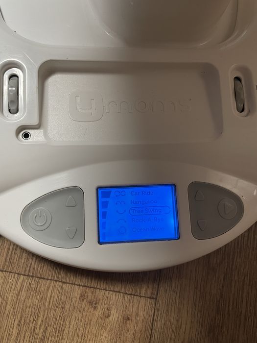 4moms  Продам укачивающий центр. Заколисуючий центр