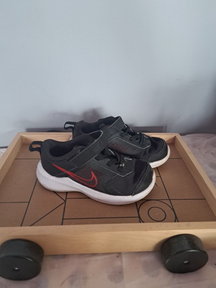 Buty Nike rozmiar 26