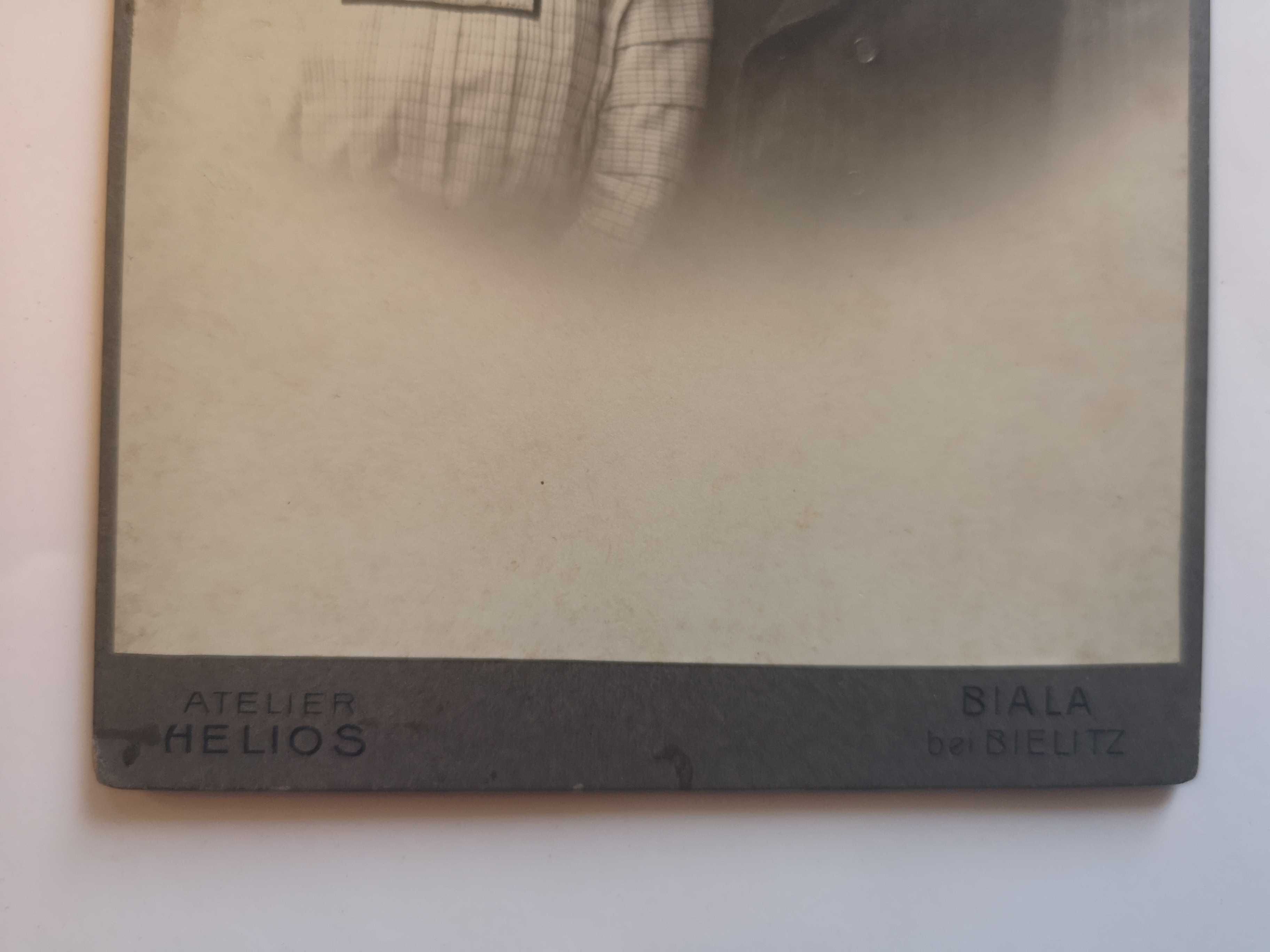 Stare zdjęcie tekturkowe  Kobieta i mężczyzna  Atelier Helios Bielitz