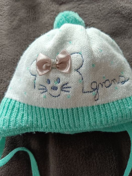 Шапка для дівчинки