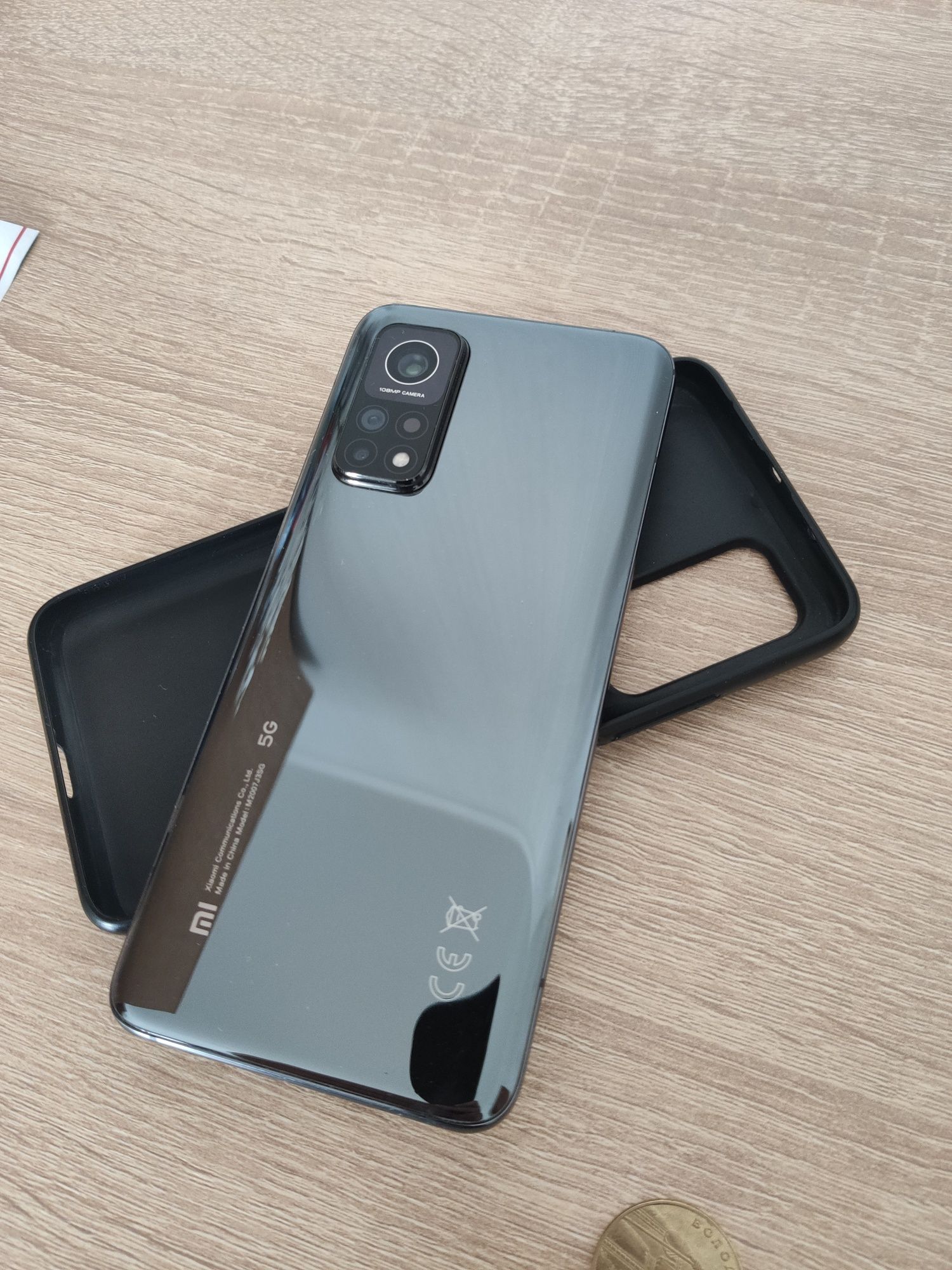 Продам смартфон Xiaomi Mi 10T Pro