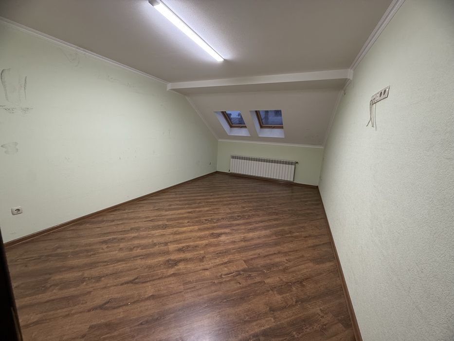 Оренда комерційного приміщення .