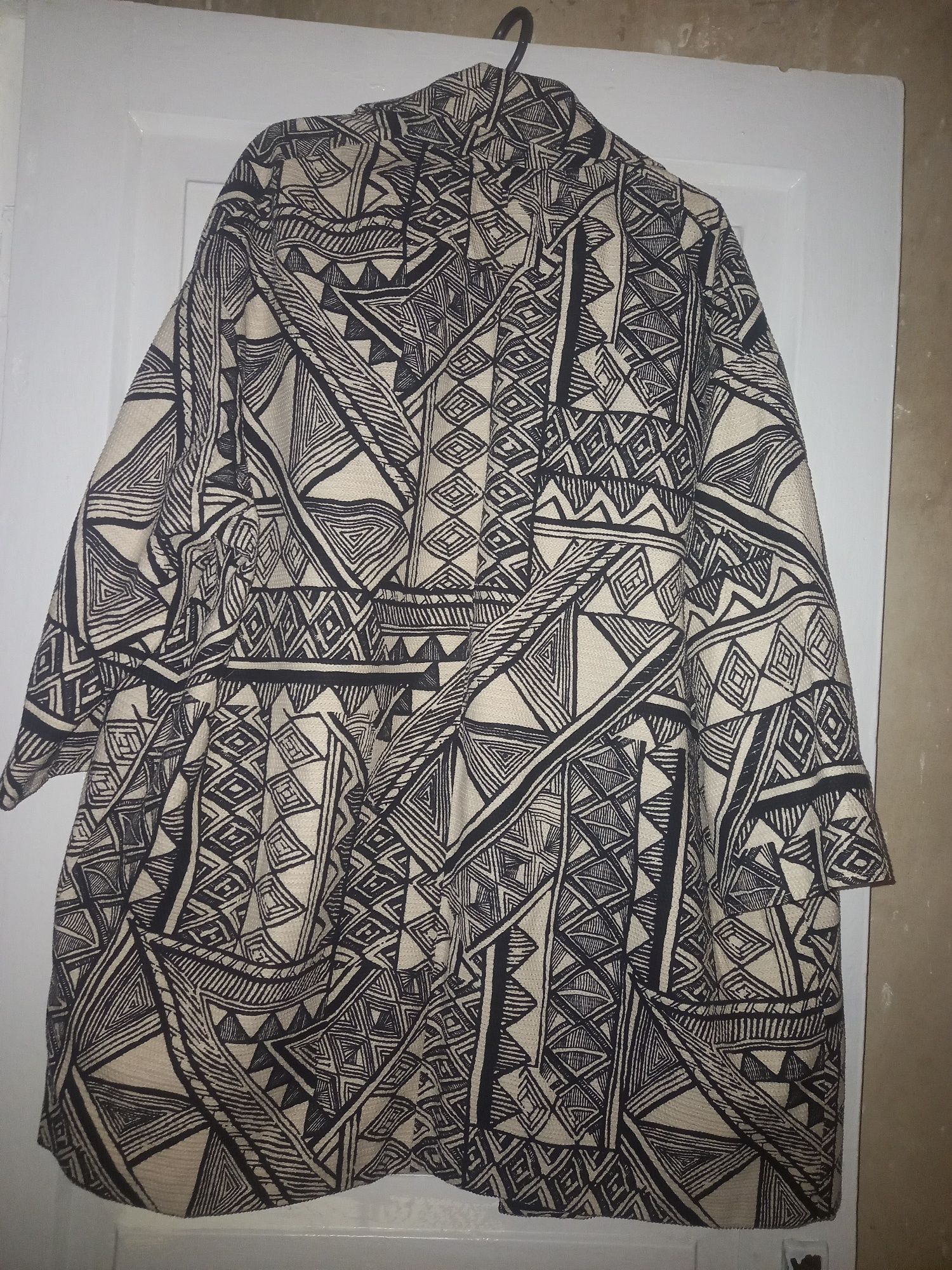 Продам женский стильный пиджак пальто