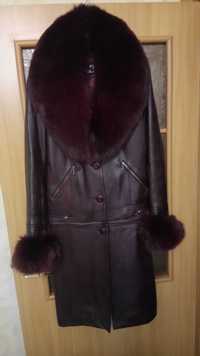 Женское весенне-зимнее кожаное пальто (куртка)