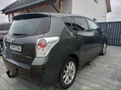 Toyota Verso 1.8 benzyna rok produkcji 2012