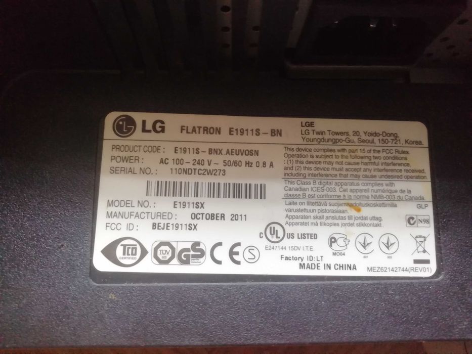 Монитор монітор LG E1911S-BN 18.5 дюйм