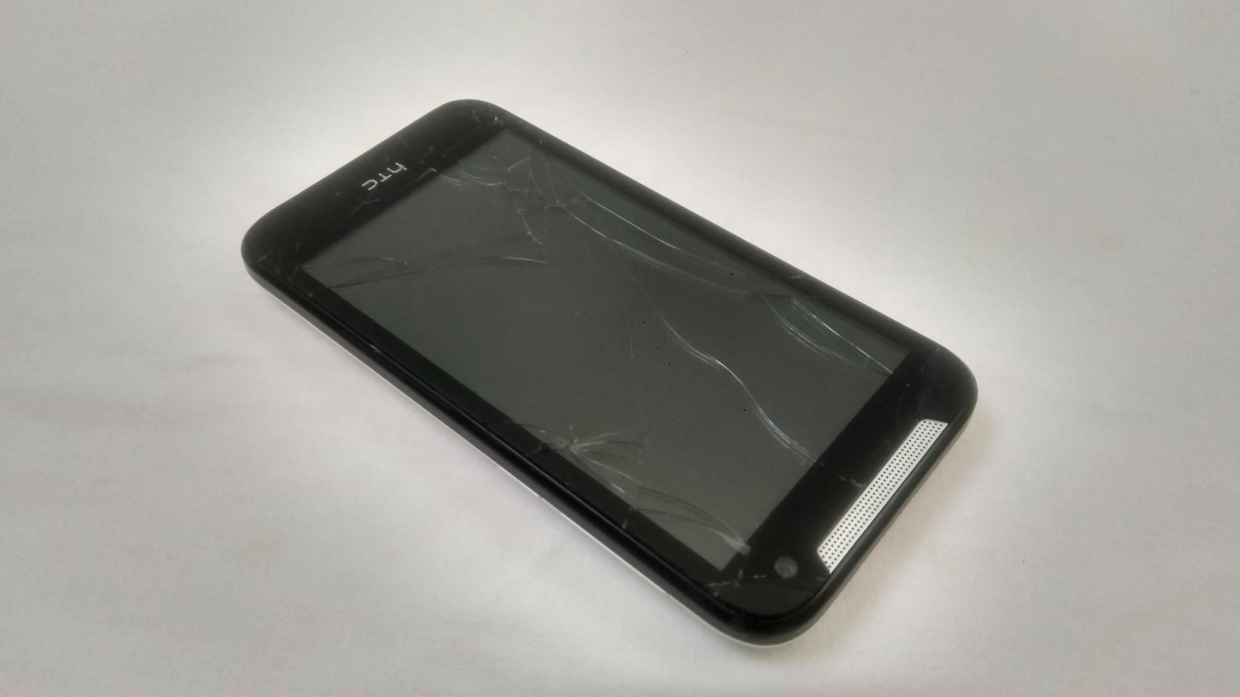 Смартфон HTC Desire 310

Неробочий