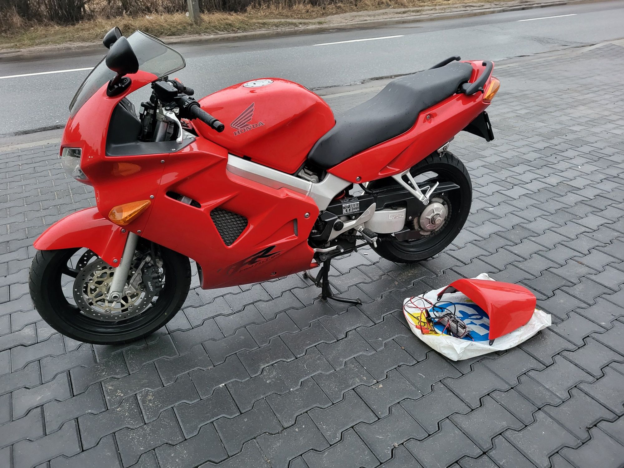 Honda VFR 800fi w oryginale