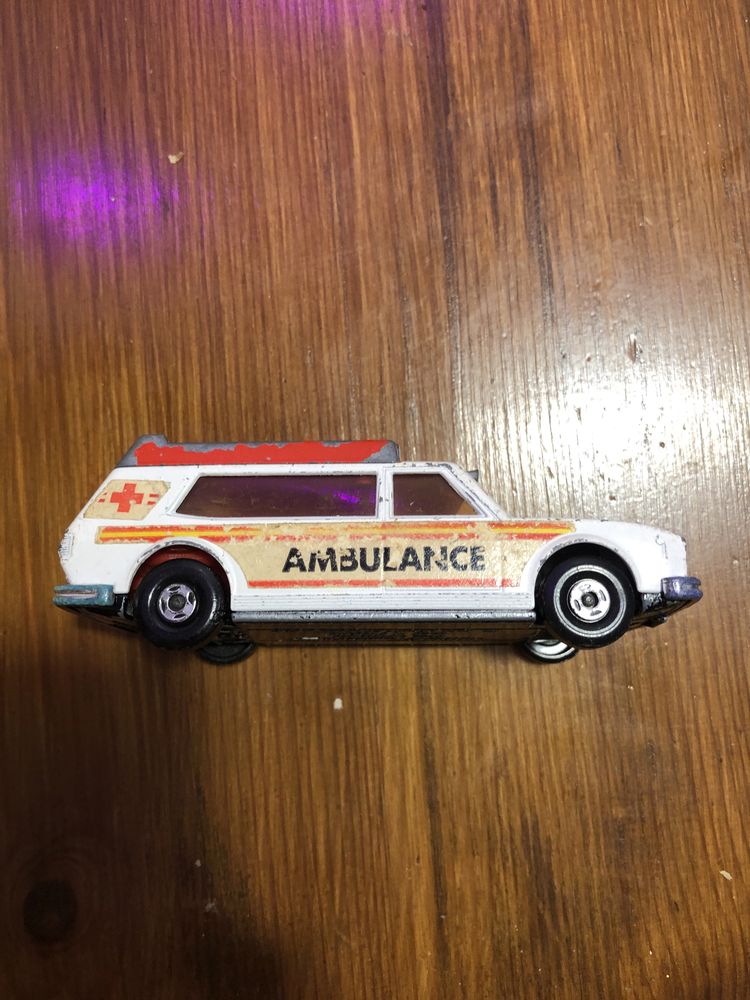 Matchbox Speedkings Ambulance