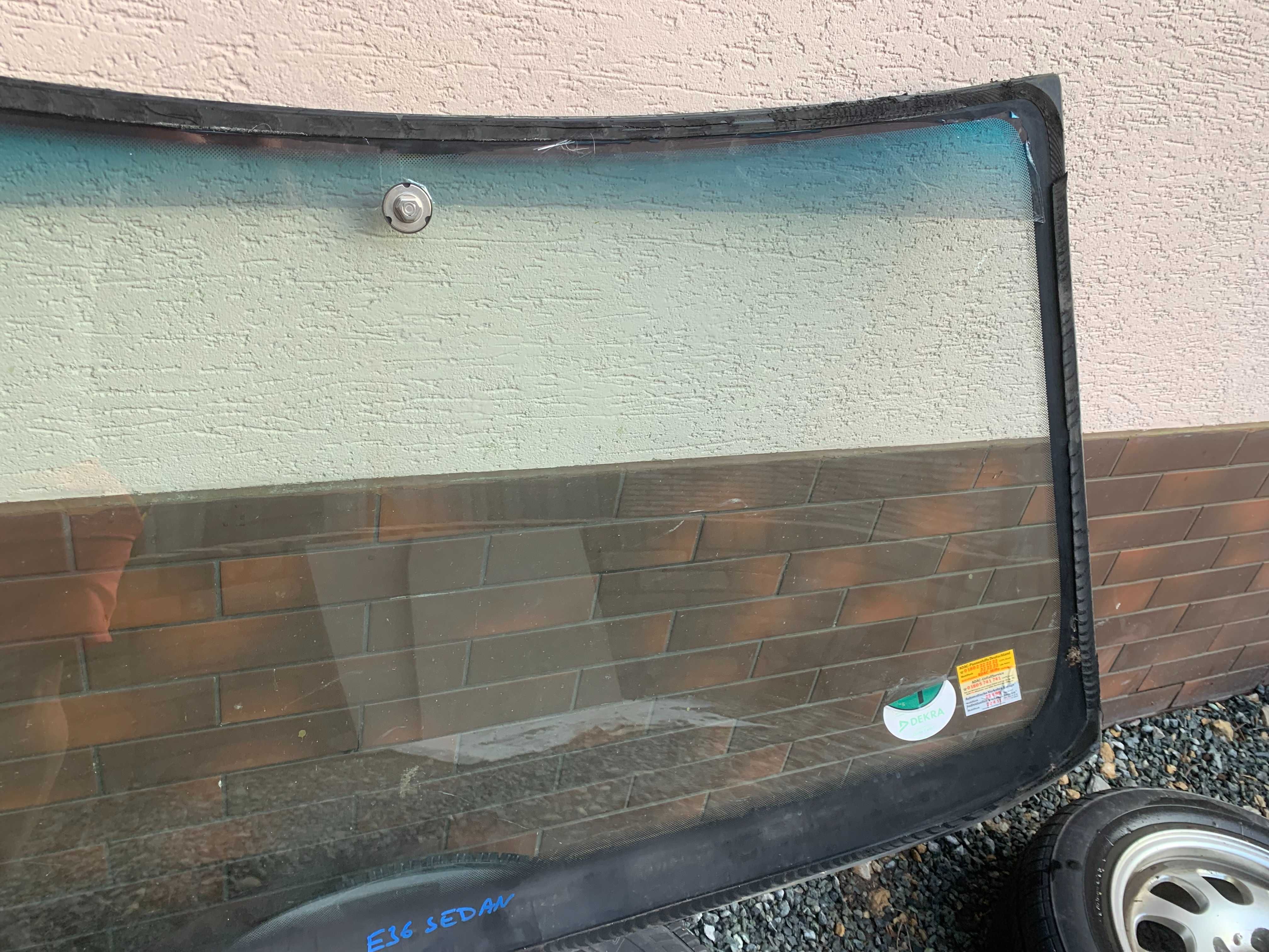 Bmw 3 e36 sedan kombi comapkt compact szyba przód oryginał