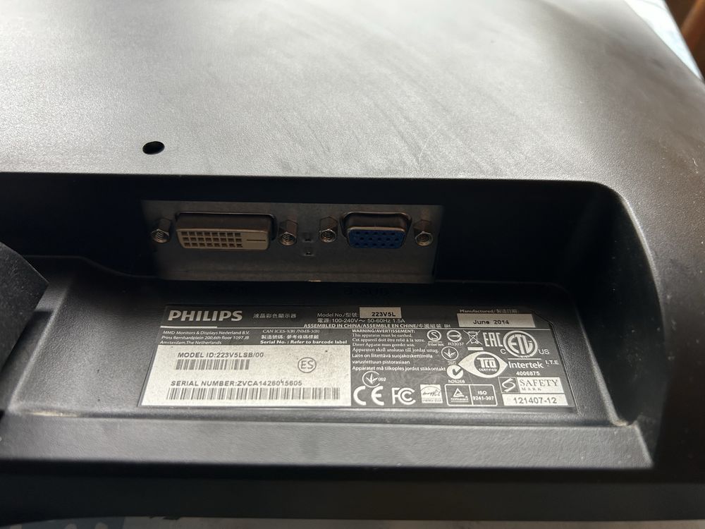 Monitor Philips 223V5L