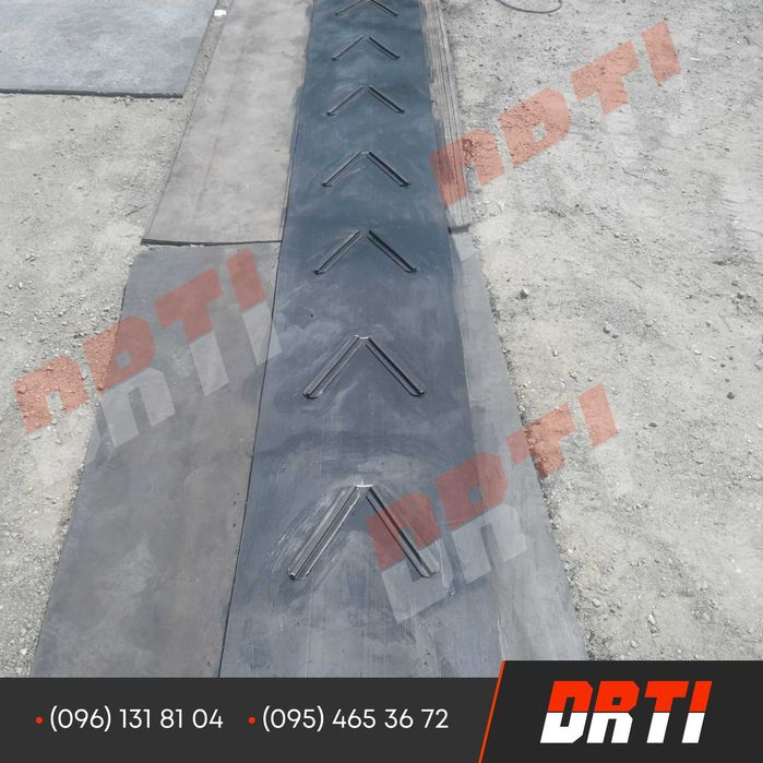 Шеврона конвеєрна, транспортерна стрічка