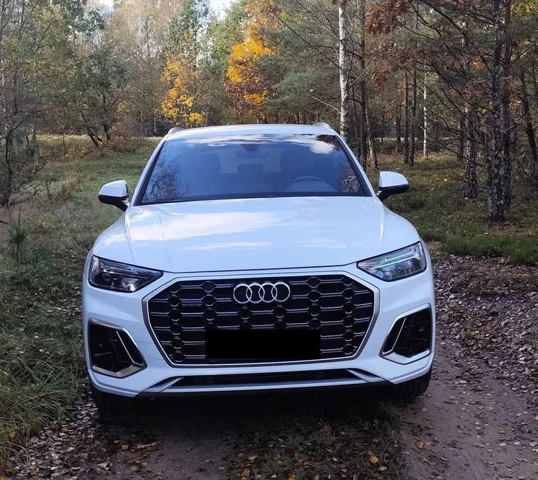Audi Q5 2021 рік
