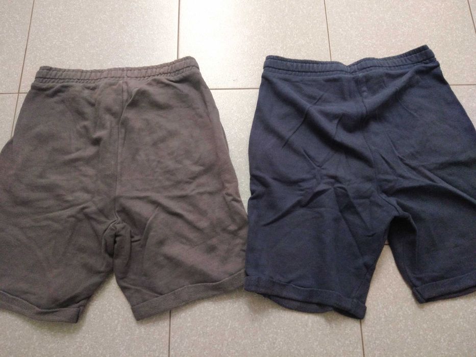 2 pares de calções