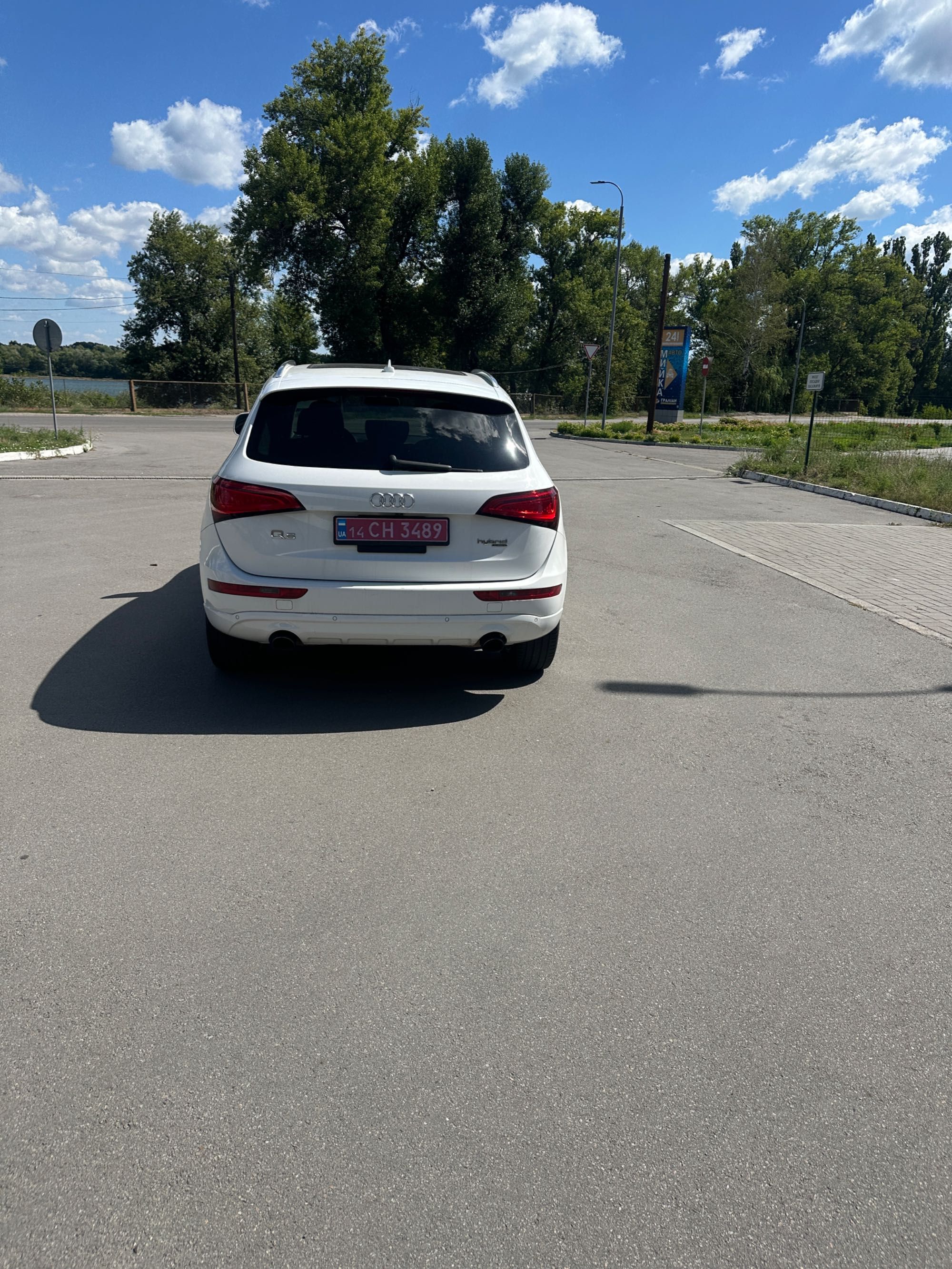 AUDI Q5 PREMIUM Hybrid 2013 року
