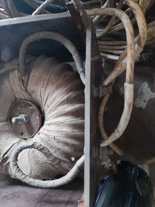 Сварочный аппарат  (большой- тяжелый(трансформатор тороидальный))