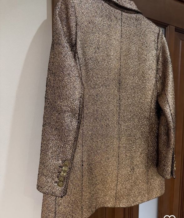 Піджак золотисто-бронзового кольору