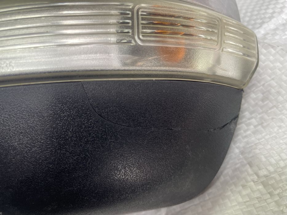 Зеркало наружное левое Ford C-max DM51-17683