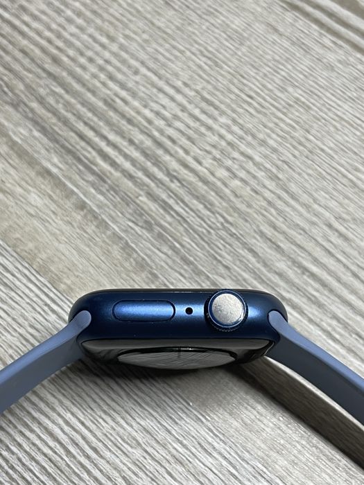 Apple Watch Series 7 41 мм gps 32gb