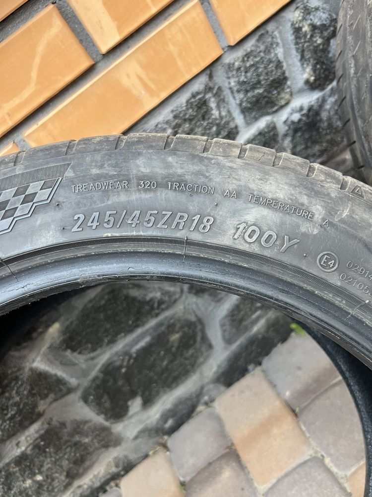 Шини Maxxis Victra sport 5 245 45 18