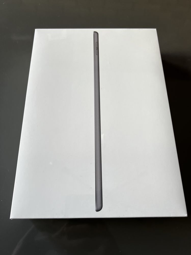 Apple iPad 8th Gen. (2020) 10.2in Space Grey 32GB Wi-Fi