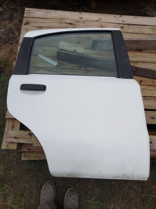 Drzwi i klapa tylna fiat panda 2