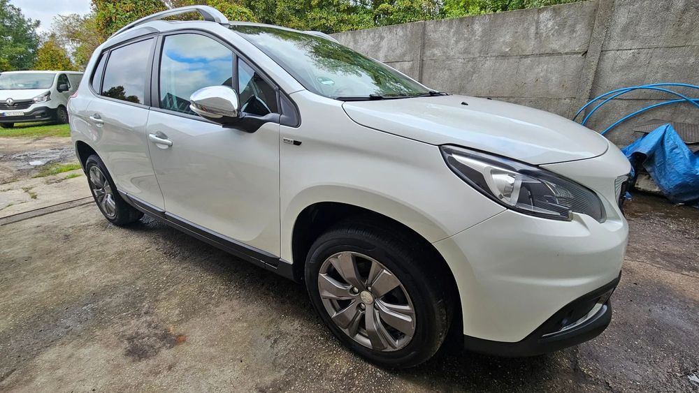 Peugeot 2008 Okazja Peugeot 2008 1.2 benzyna przeb. 139 tys km, rok 2018