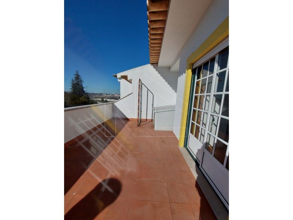 Apartamento T3 com terraço a poucos minutos do centro de Águeda