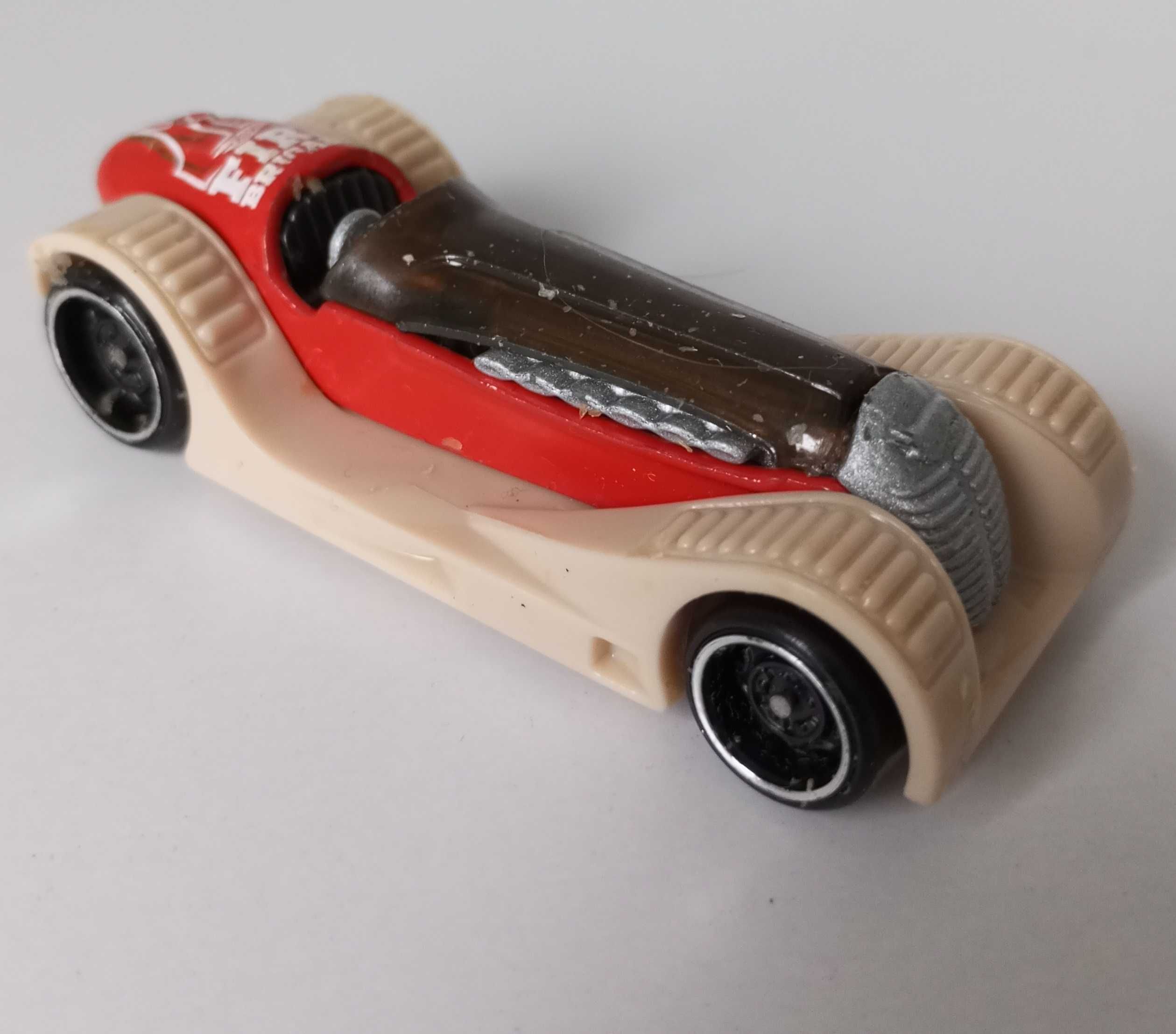 Машинки Hot Wheels Mattel металлические 6 штук комплектом