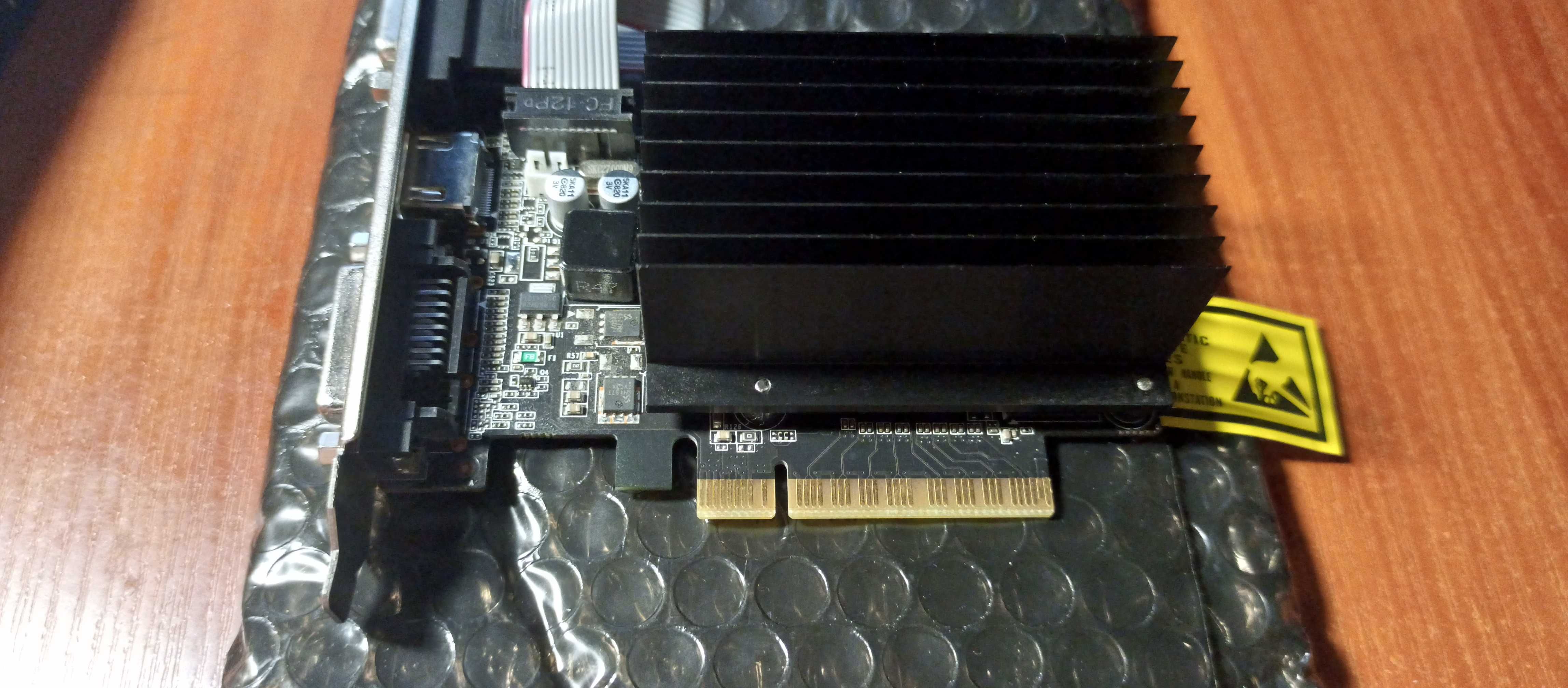 Видеокарта Gainward GeForce GT-730 (2048mb/64bit)+коробка,  документы.