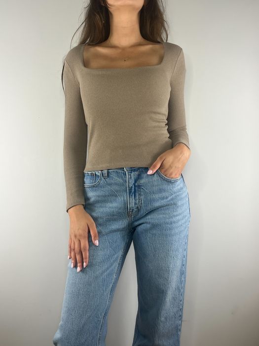 Bezowa nude bluzka z kwadratowym dekoltem Happiness Instanbul S/M