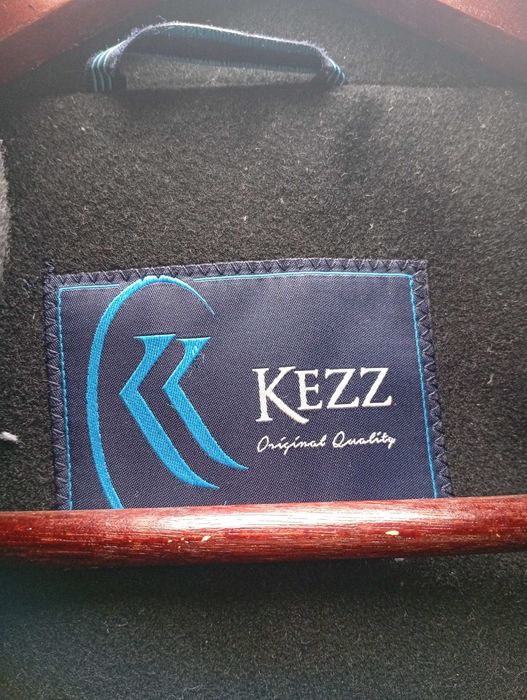 Продам новое мужское пальто/тетеплое.