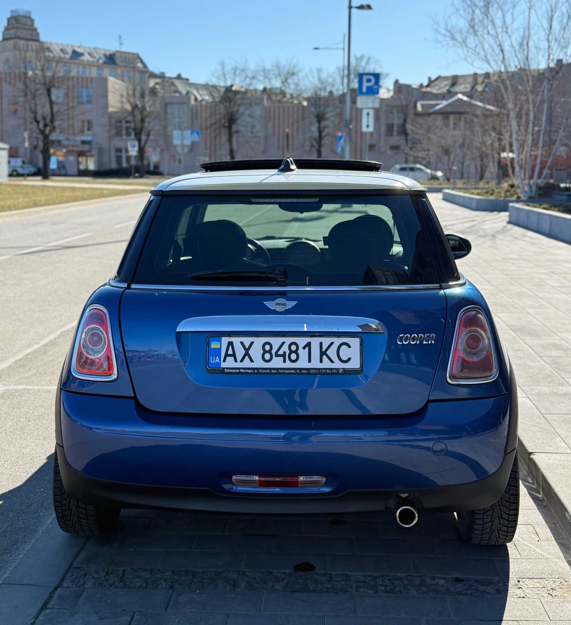 Продам Mini Cooper Hatch 2012