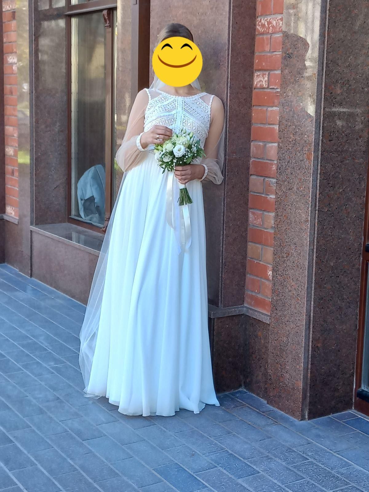 Весільна сукня розмір 44