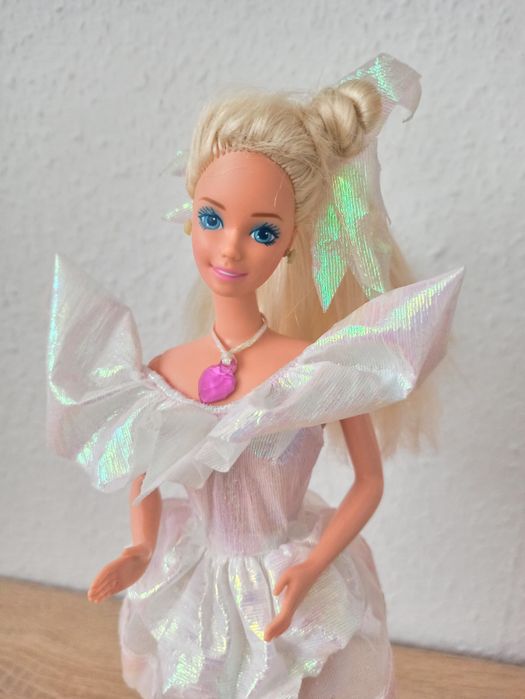 Secret Hearts Barbie Doll (7902) 1992 Mattel