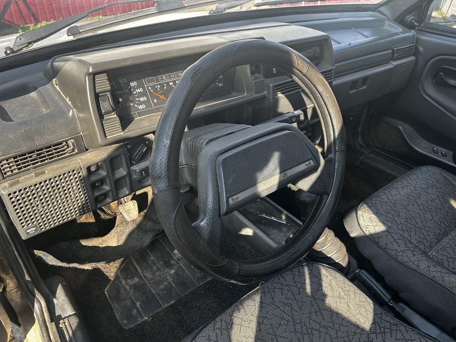 Автомобіль ВАЗ 21099 газ оформлений