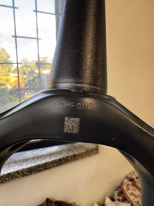 Amortyzator Fox 36 Rhythm Float 160 mm Boost 29”