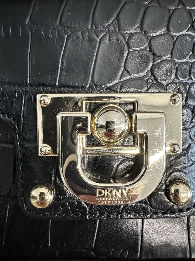 Сумка  шкіряна DKNY