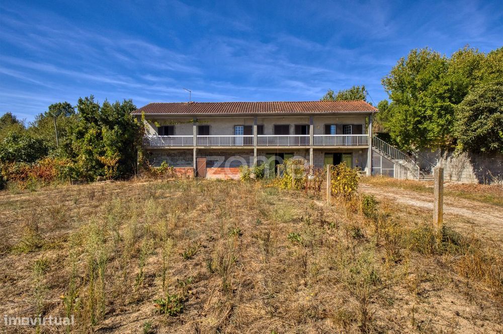 Quinta área total de 3.4 hectares em Vidago