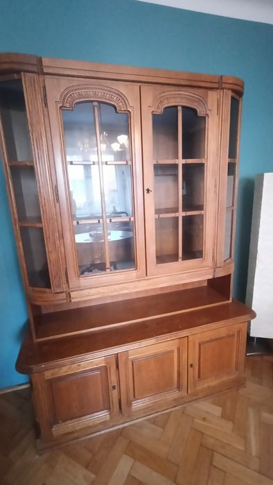 Okazja! Dębowa komoda z witryną