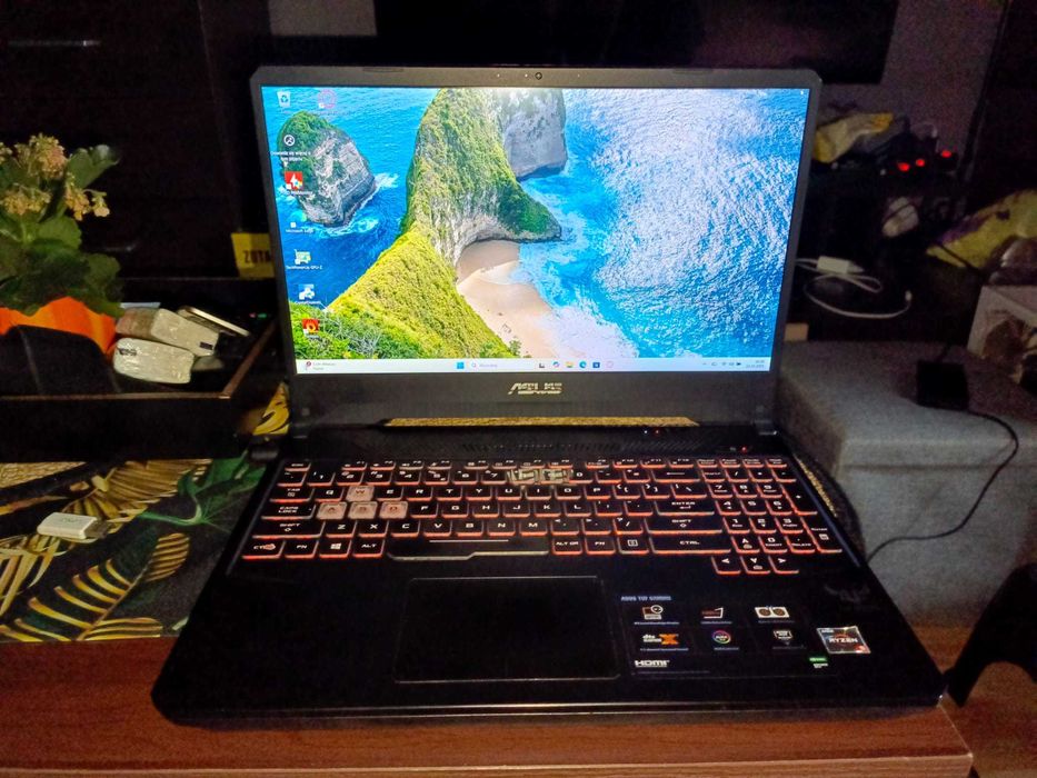 ASUS 15.6" Ryzen 5/16GB DDR4/GTX 1650/SSD-NVMe 512GB/WIN 11