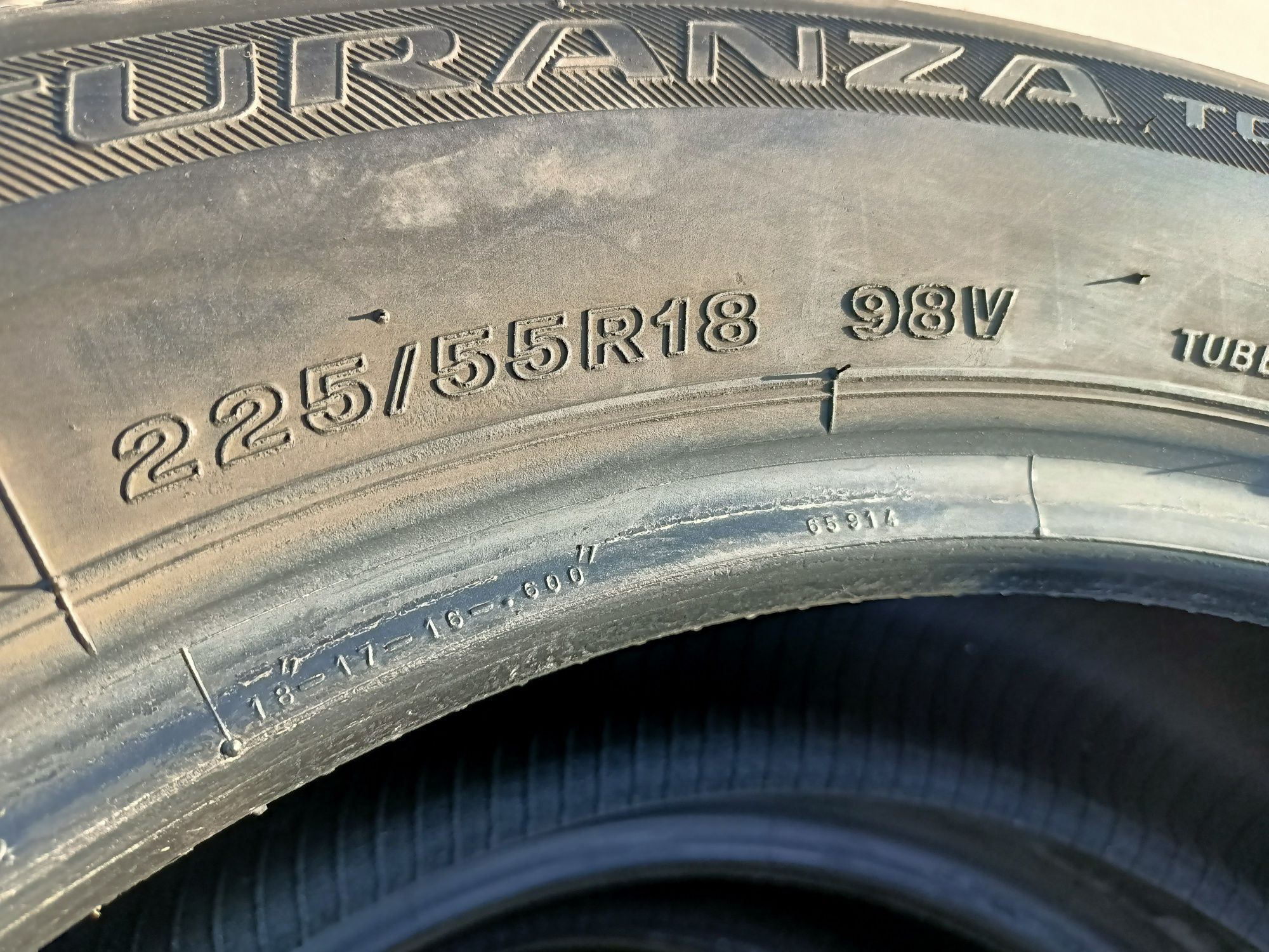 Шины 225/55 R18 Bridgestone Turanza резина бу лето