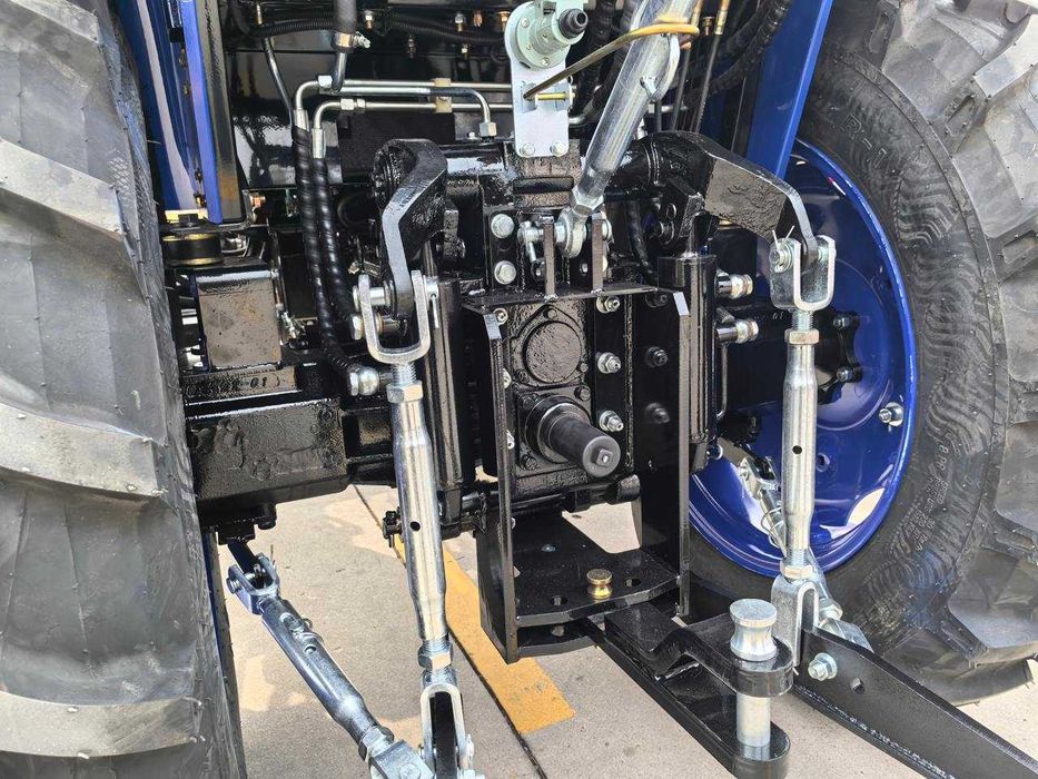 Мінітрактор Файтер TE-504 CRD (з кондиціонером): 50 к.с., Кабіна