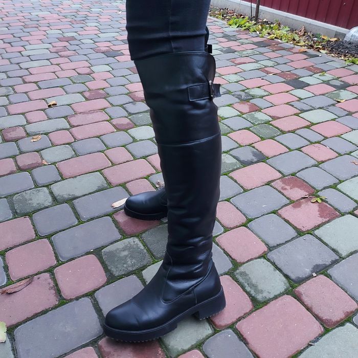 Продам ботфорди шкіра