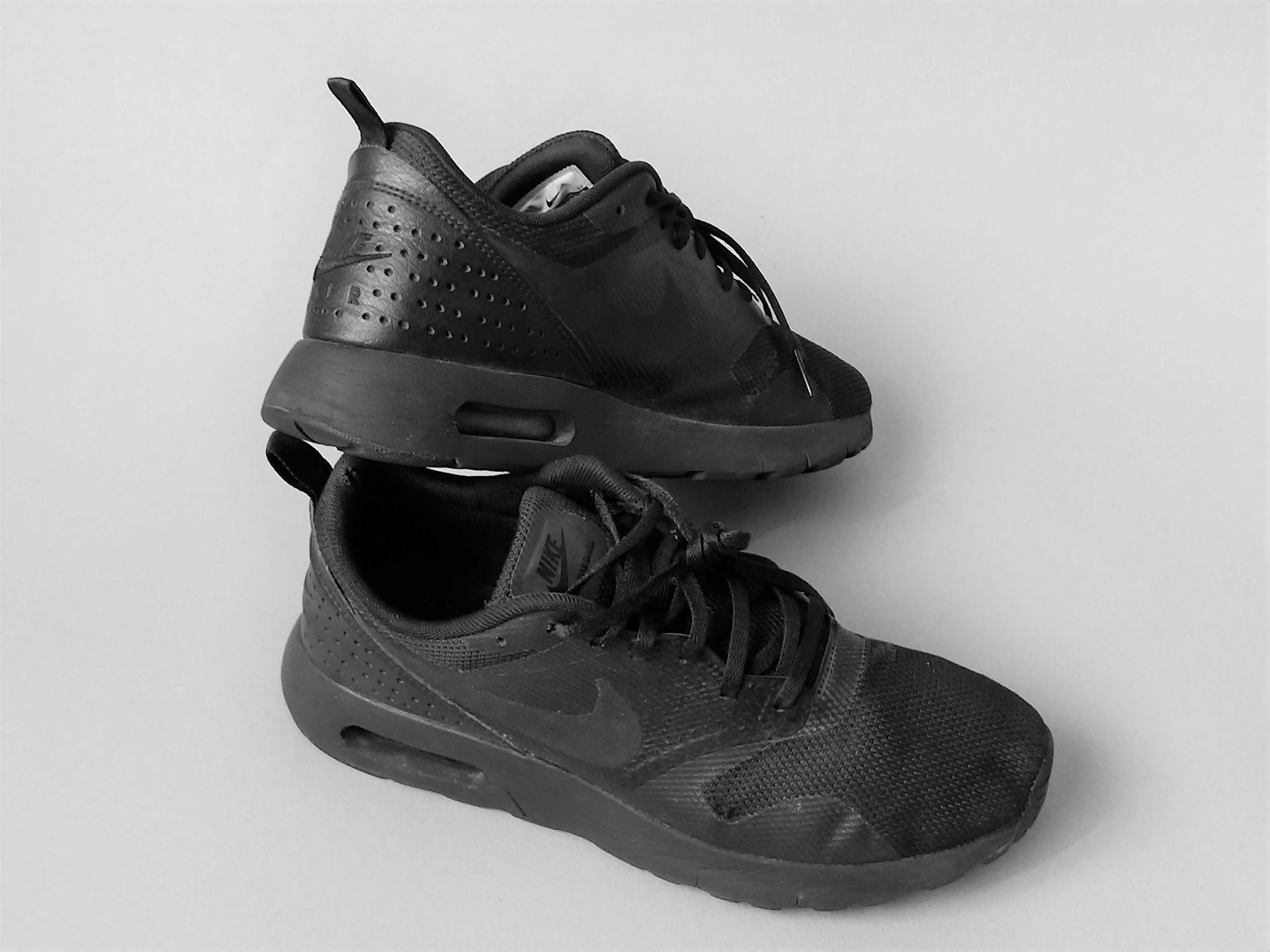 Buty sportowe Nike Air Max 40 czarne