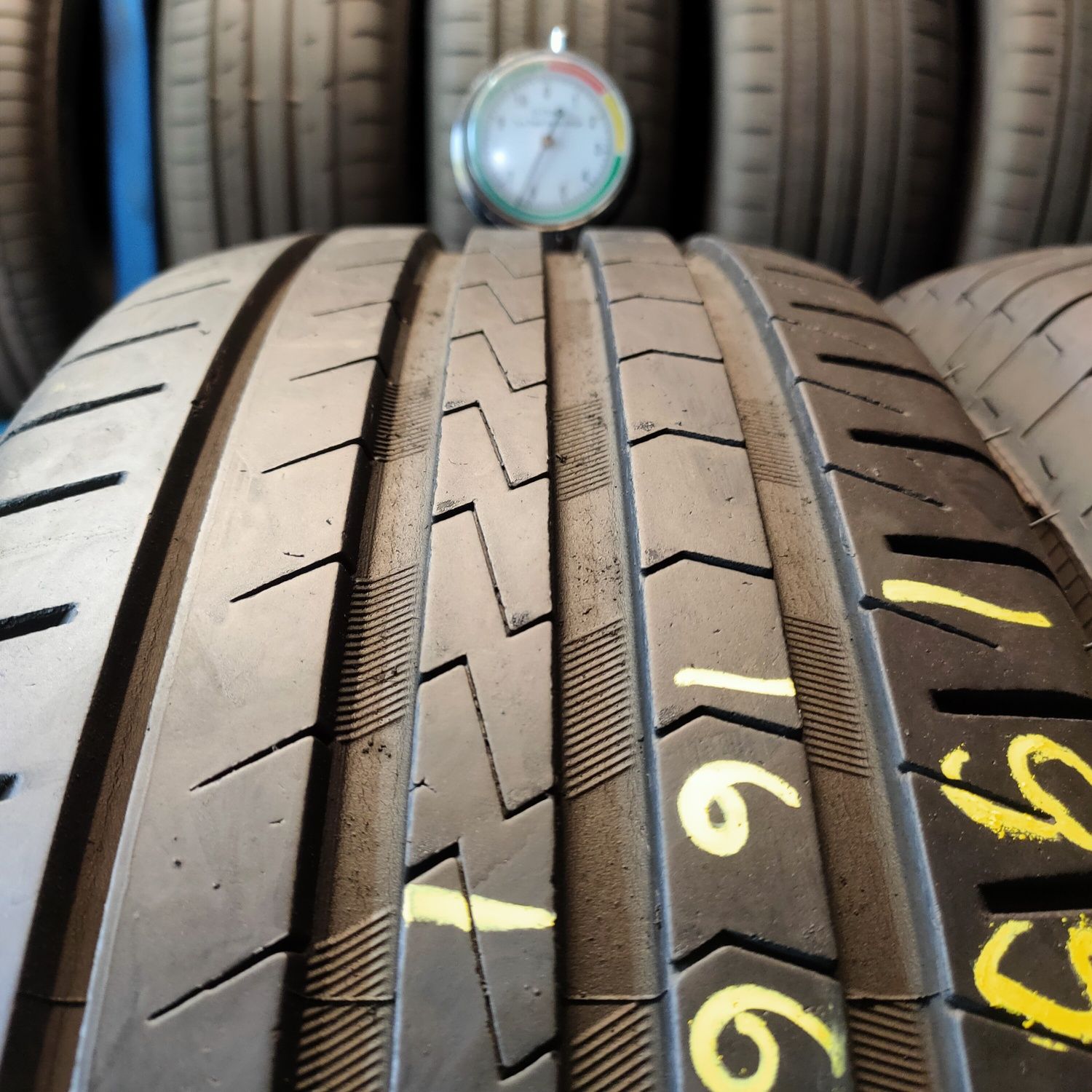 195/60r15 Vredestein sportrac 5 , 6.2mm