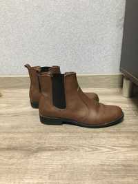 Челсі ботинки H&M коричневі
