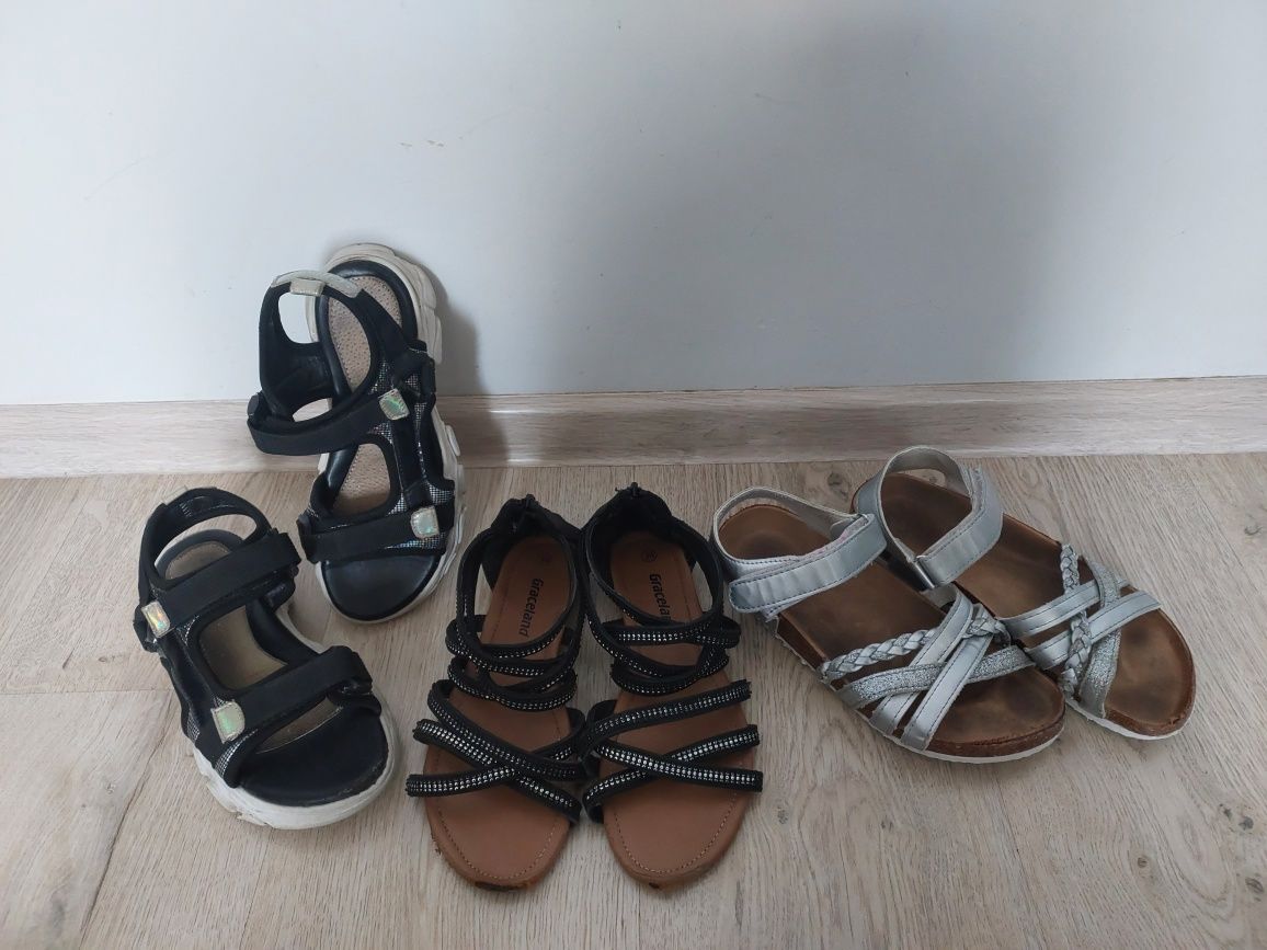 Pantofle/lakierki dla dziewczynki Lasocki, 34