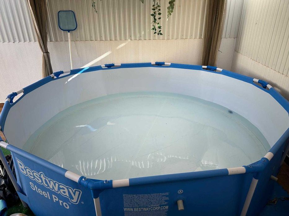 Piscina Bestway 3,05x0,76 com Clorador de sal, e filtro de Cartucho
